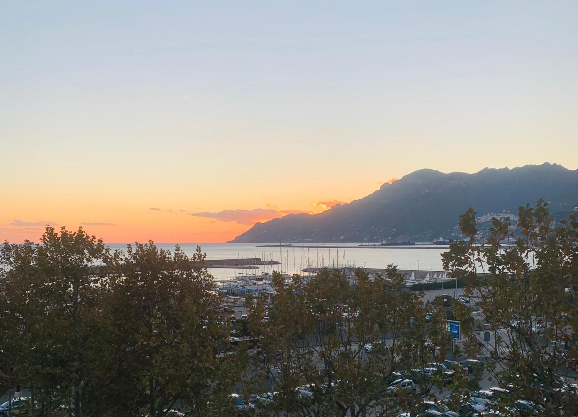 B&B Restanza Salerno Eksteriør bilde