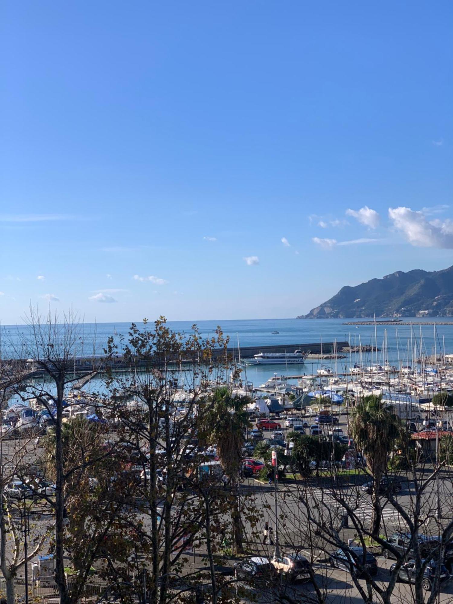 B&B Restanza Salerno Eksteriør bilde